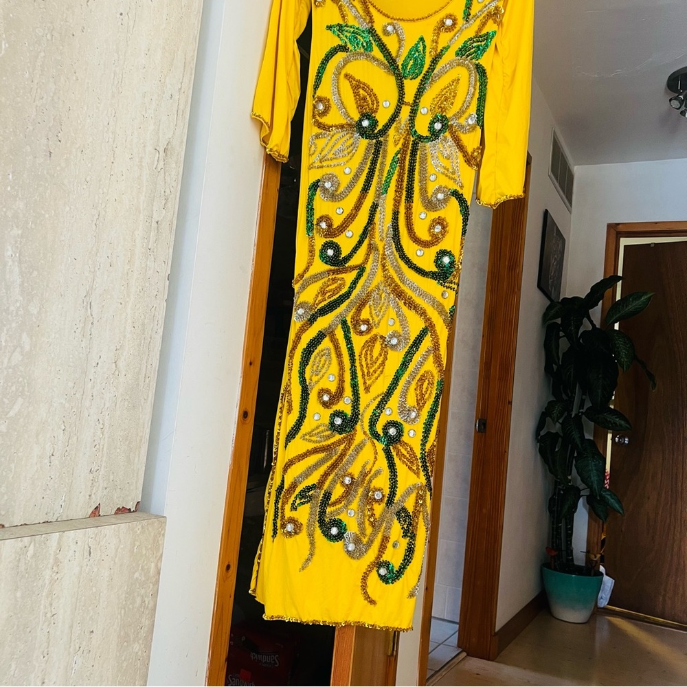 henna dress